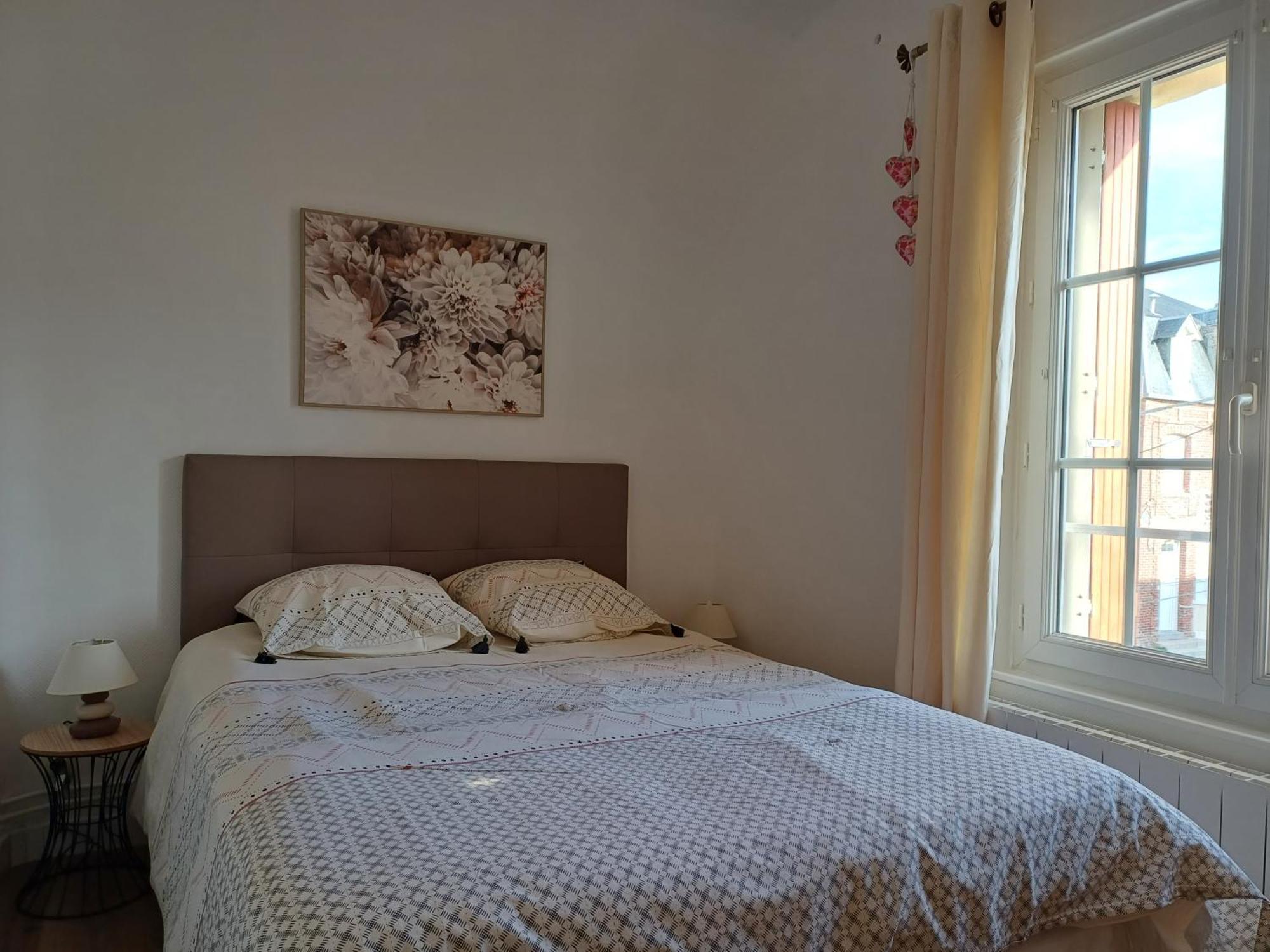 Au Gre Des Marees 2 Appartement Face A La Mer 2Eme Etage Ault Eksteriør bilde